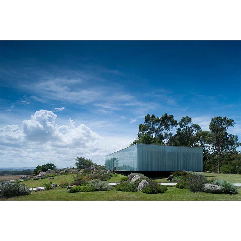 Isay Weinfeld: An Architect From Brazil
