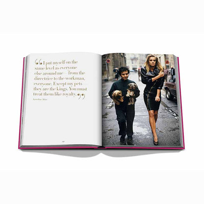 Chic Dogs