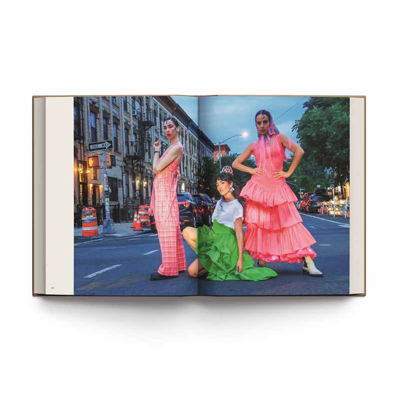 New York. In Fashion