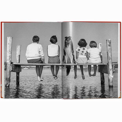 Dogs Photographs 1941–1991