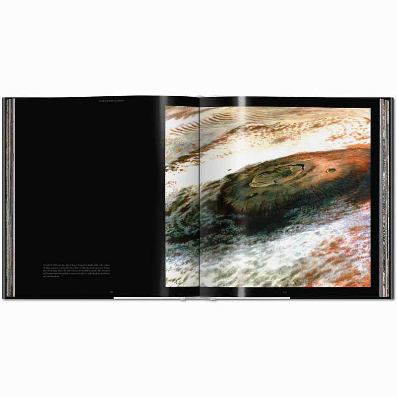 Mars. Photographs from the NASA Archives