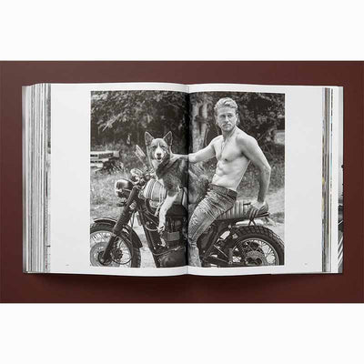 The Golden Retriever Photographic Society, Bruce Weber