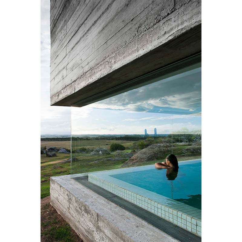 Isay Weinfeld: An Architect From Brazil