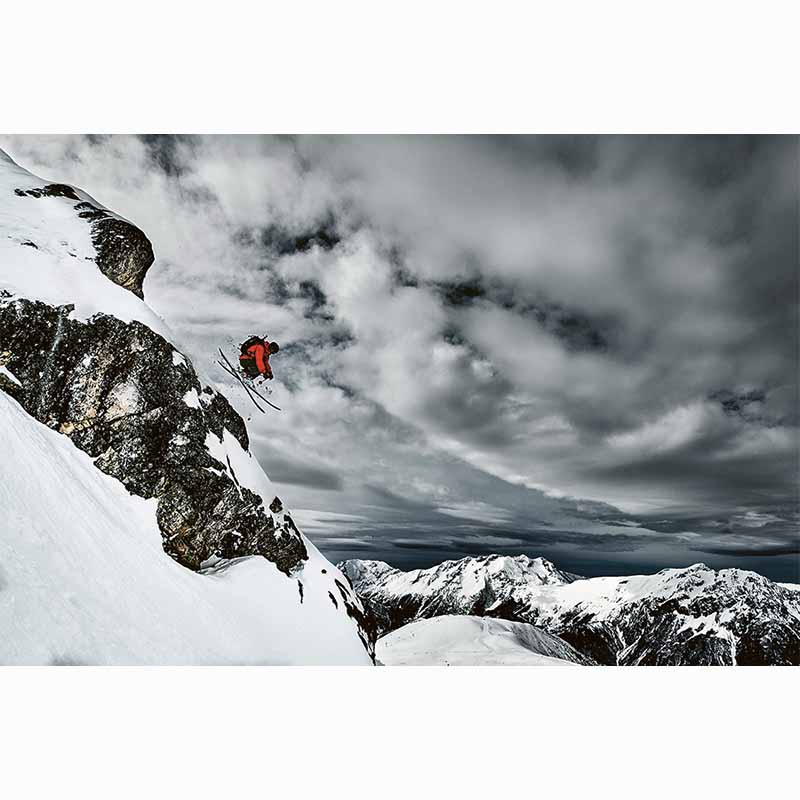 The Ultimate Ski Book (Revised Edition)