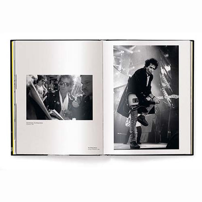 Nineties Spirit, Music Caught on Camera