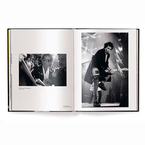 Nineties Spirit, Music Caught on Camera