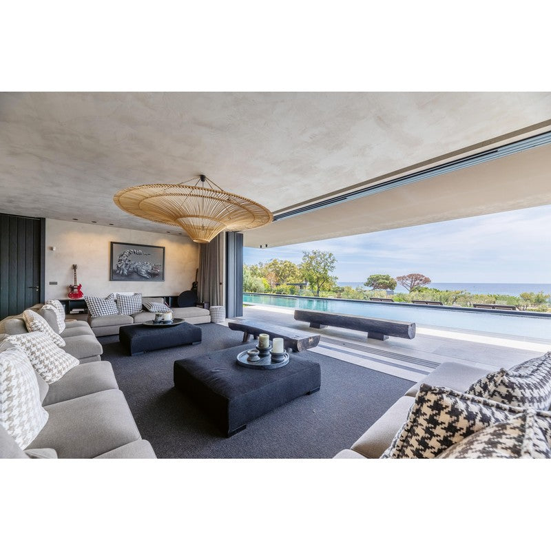 Living in Style Seaside Houses