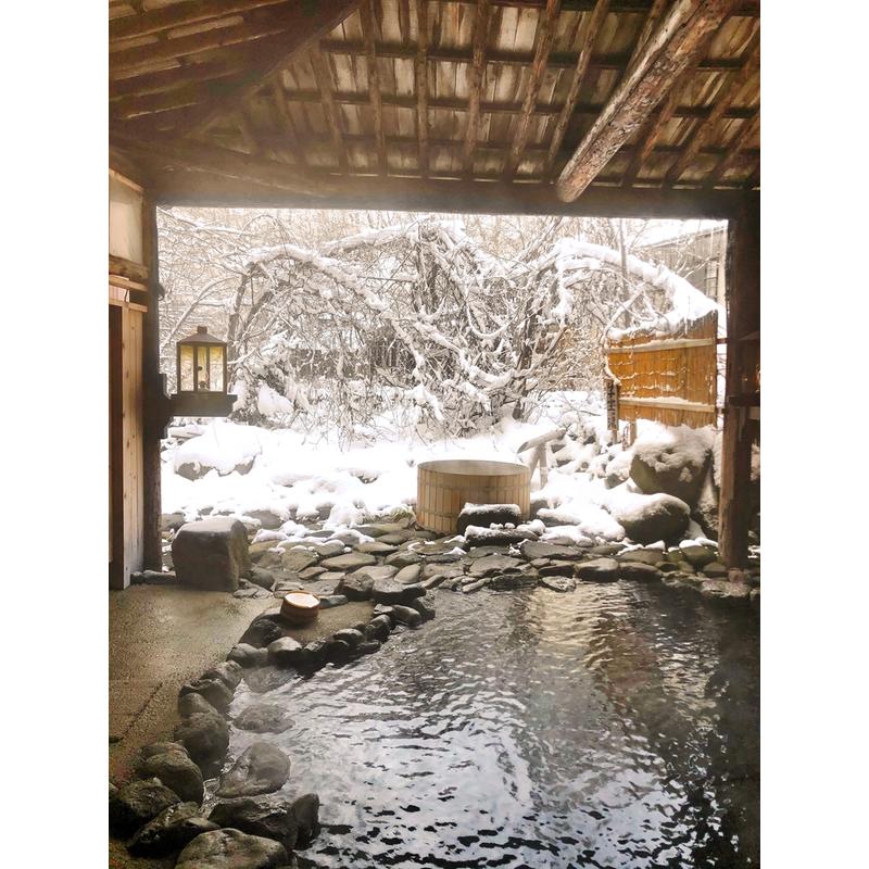 Onsen and Ryokan of Japan: Traditional Spa and Bathing Culture