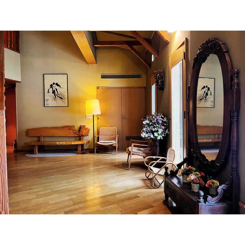 Onsen and Ryokan of Japan: Traditional Spa and Bathing Culture