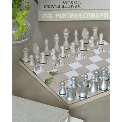 Art Of Chess, Mirror