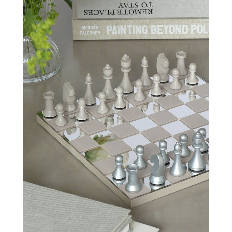 Art Of Chess, Mirror